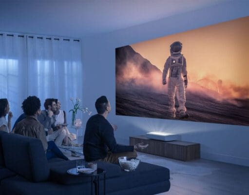 CES2023: 8K-s 150 hüvelykes közelre vetítő projektort mutatott be a Samsung CES2023 Samsung új projektorja- Premiere 8K