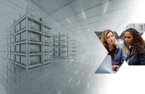 A Fujitsu megnyitotta első digitális átalakulást támogató központjait Európában Fujitsu digitális átalakulást támogató (DX) központ átadás