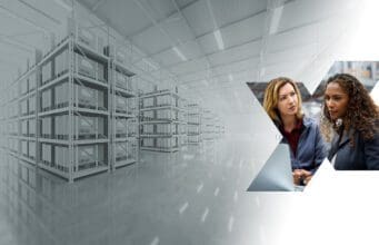 A Fujitsu megnyitotta első digitális átalakulást támogató központjait Európában Fujitsu digitális átalakulást támogató (DX) központ átadás