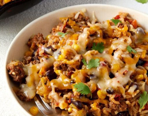 Mexikói marhahús és rizs serpenyőben Mexikói marhahús serpenyőben