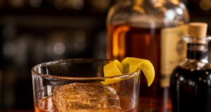 Kentucky Colonel koktél: az elfeledett bourbon ital, ami megérdemli a comebacket Kentucky Colonel koktél: az elfeledett bourbon ital, ami megérdemli a comebacket