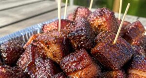 Füstölt pastrami burnt ends: a BBQ-technika, ami egy lépéssel túlmutat a klasszikus brisketen Füstölt pastrami burnt ends: a BBQ-technika, ami egy lépéssel túlmutat a klasszikus brisketen