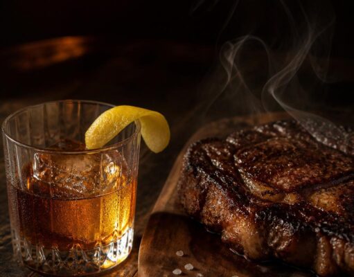 Bourbon koktél bélszín mellé: ez a páros egy steakházi séf szerint tényleg működik Bourbon koktél bélszín mellé: ez a páros egy steakházi séf szerint tényleg működik
