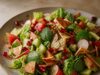 Fattoush saláta 20 perc alatt: a levantei klasszikus, ami mindig hűsít Fattoush saláta 20 perc alatt: a levantei klasszikus, ami mindig hűsít