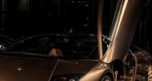 Az utolsó manuális váltós V12-es Lamborghini: miért történelmi tétel ez a Murcielago Az utolsó manuális váltós V12-es Lamborghini: miért történelmi tétel ez a Murcielago