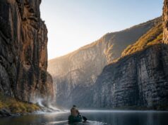 Nahanni folyó: vadvízi expedíció Kanada egyik legvadabb vidékén Nahanni folyó: vadvízi expedíció Kanada egyik legvadabb vidékén