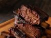 Füstölt marhaoldalas: három óra alatt omlós BBQ Füstölt marhaoldalas: három óra alatt omlós BBQ