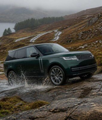 Range Rover Electric: 333 mérföld hatótáv és valódi terepképesség Range Rover Electric: 333 mérföld hatótáv és valódi terepképesség